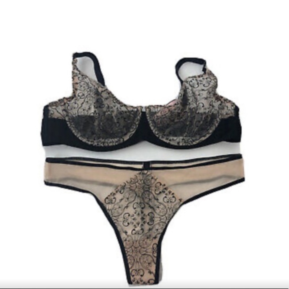 Victoria Secret Demi unlined lace set